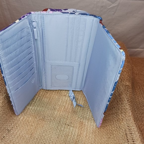 NWOT Vera Bradley RFID Microfiber Wristlet Pocket Purse - Picture 6 of 6